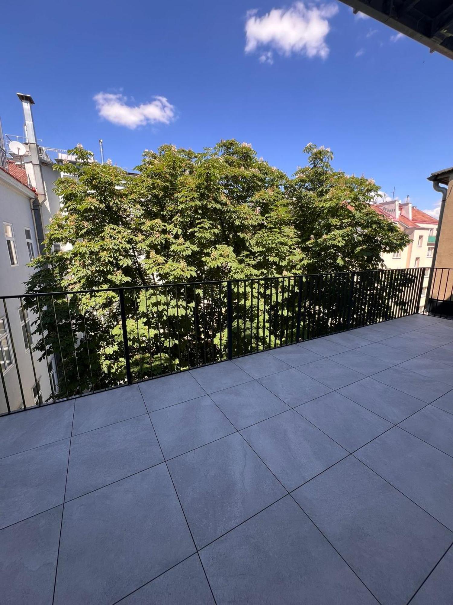 Large Garden-View Balcony Comfort Retreat 1020-Vienna Luaran gambar